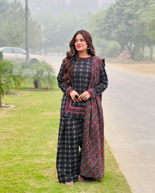 DIGITAL CHUNRI 3 Piece Suit